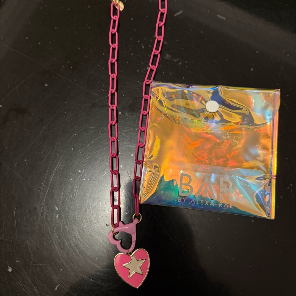 BAR by Alexa Rae Pink Heart Star Pendant Necklace NEW never used
